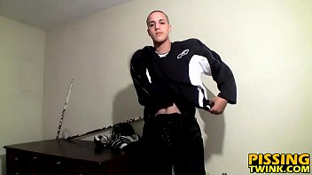 Horny Leo Loves Pissing And Wanking For The Second Time free video