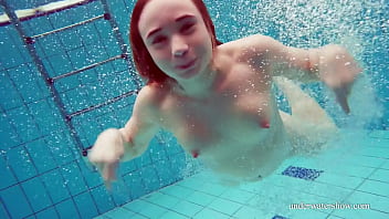 Cute Hairy Pussy Teenie In The Swimming Pool free video