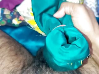 Satin Silk Handjob Porn - Satin Crap Salwar Fabric Rubbing On Dick Head (125) free video