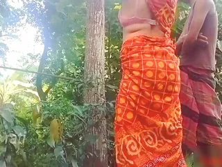 Sexy Bhabhi Gets Hot For Sex In Brother In Law, Outdoor Village Sex, Clear Hindi Voice free video