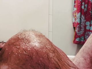 Taking An Oil Bath With A Big Cock On My Face free video