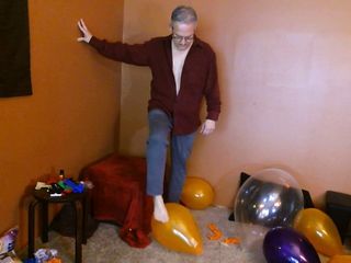 Balloonbanger 64) Balloon Popping With Bare Feet Plus Balloon Hump And Cum free video
