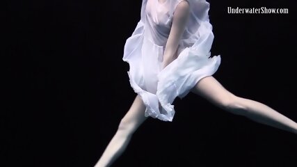 Andrejka Does Astonishing Underwater Moves free video